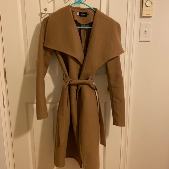 Long beige coat - Picture 4 of 4